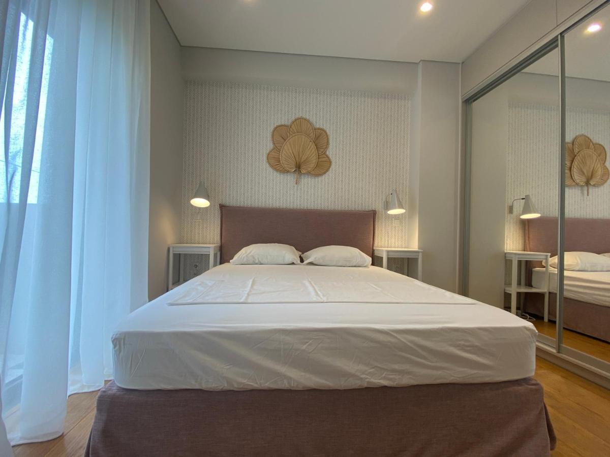 Athens Riviera 2-Bed Apt & Pool Access #Unoblu Dış mekan fotoğraf
